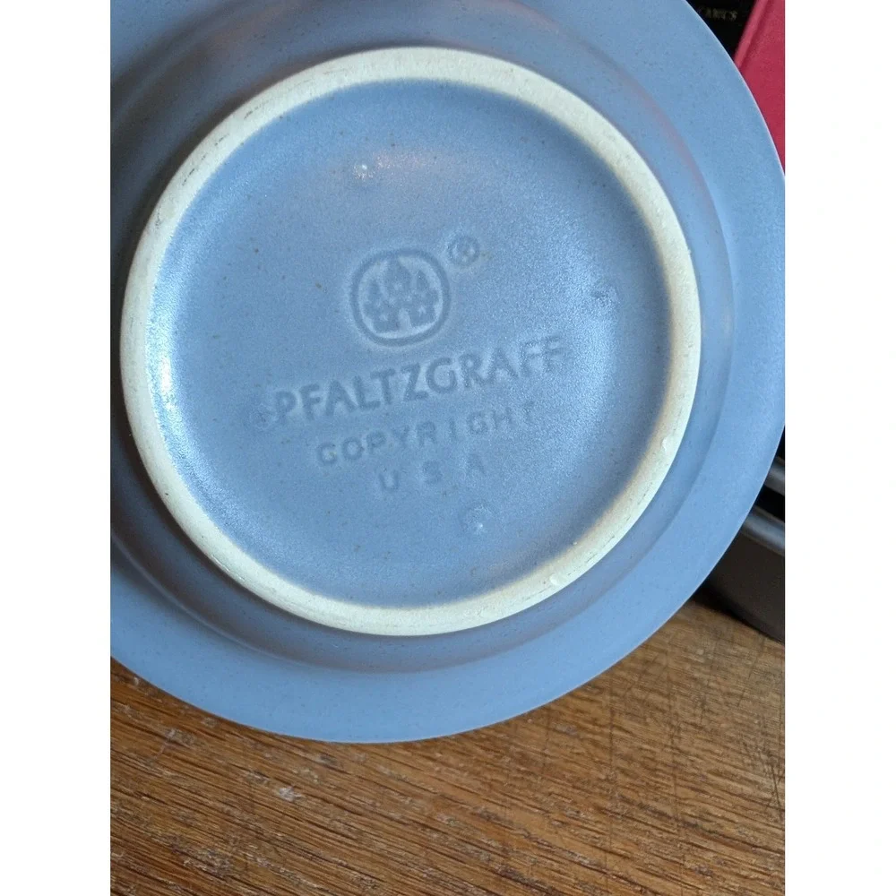 Pfaltzgraff Filigree Blue Stoneware Cereal Soup Bowls Set of 4 USA Made 6.25 in